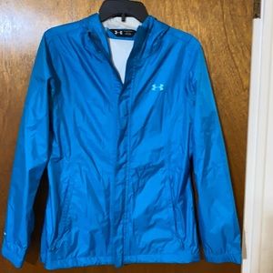 Under armor windbreaker/rain jacket